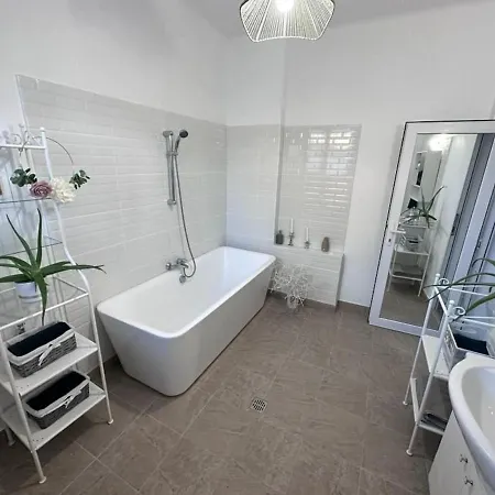 Semesterbostad Maison Vianu Bukarest